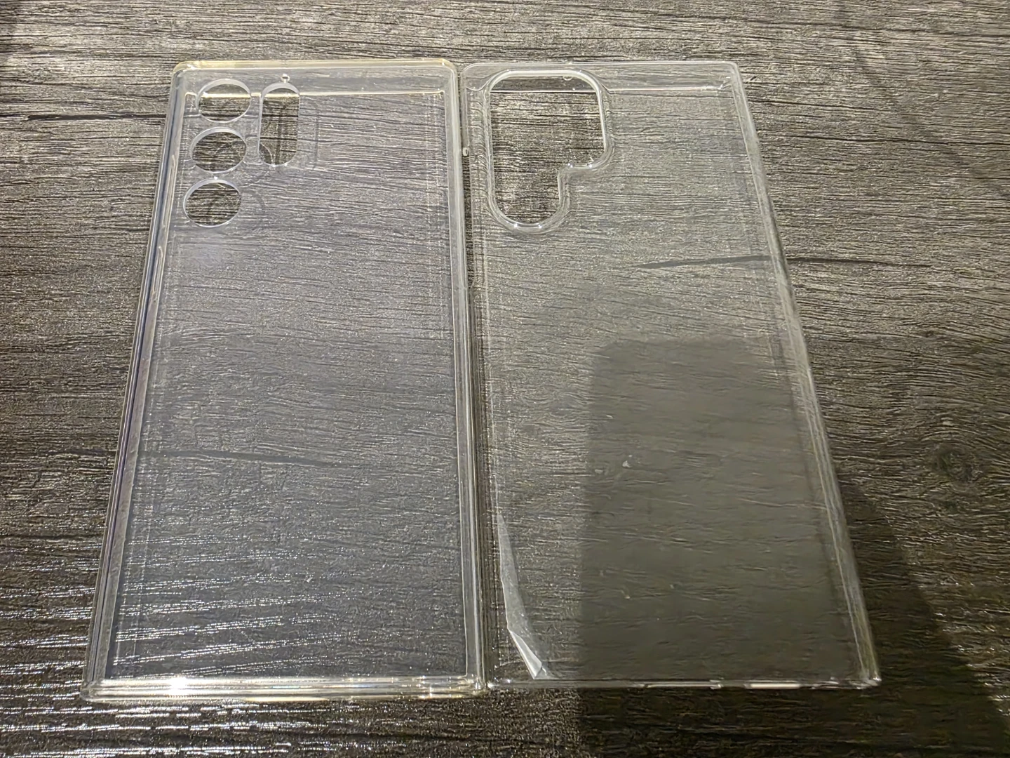 Two Clear Samsung Galaxy S22 Ultra Cases