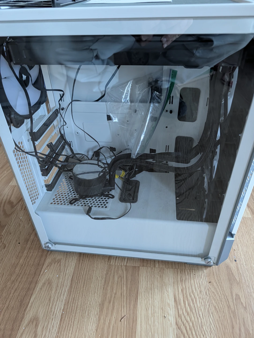 Corsair 3500x case with 6 argb fans, controller, and AIO cooler