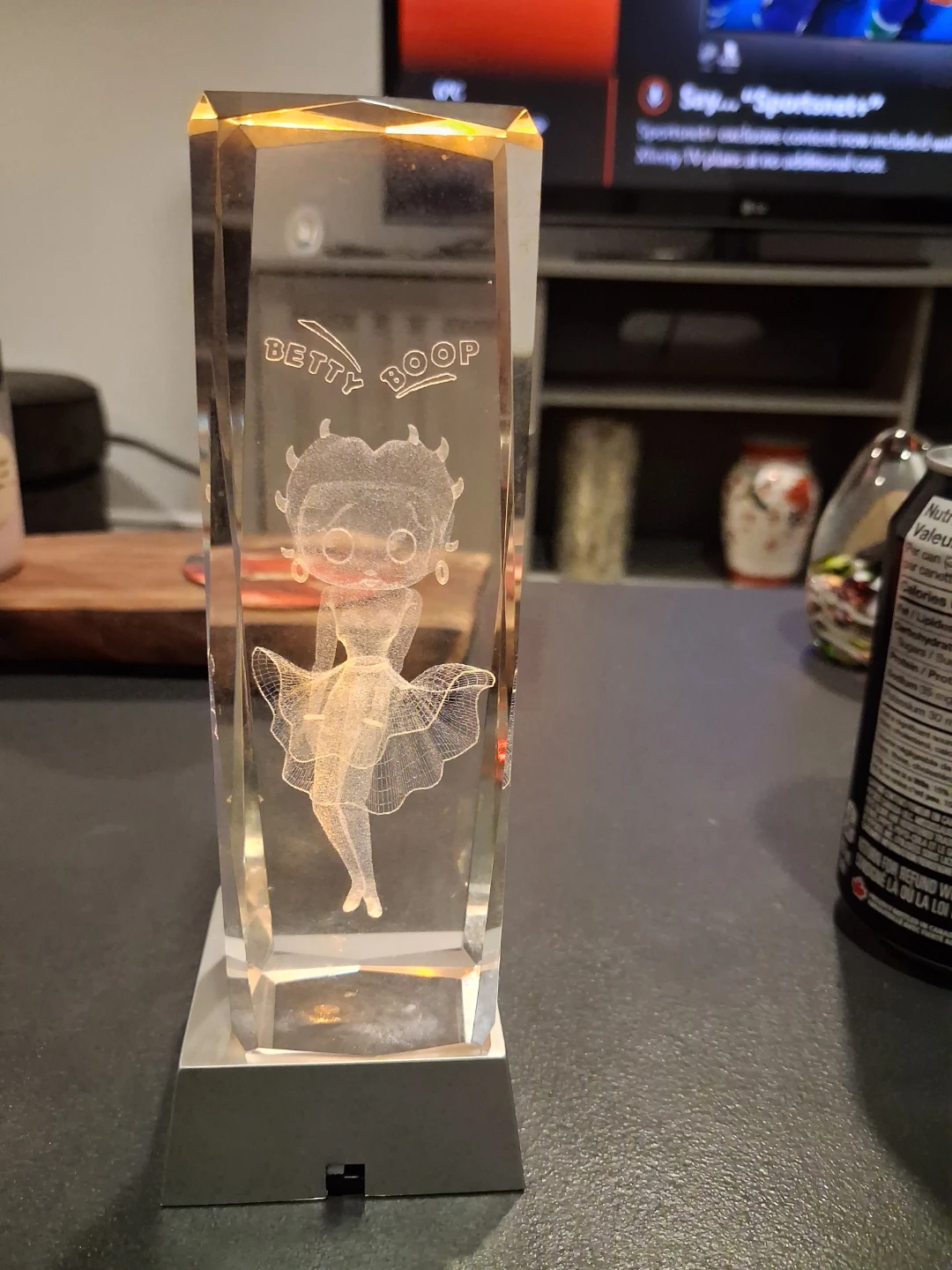 Betty Boop 3D Crystal Etched Solid LED Light, Paperweight - photo 5