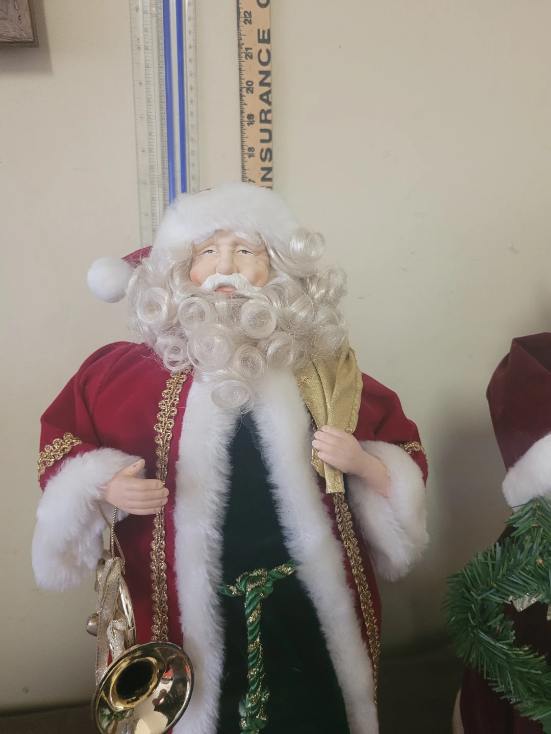 Two Vintage Christmas Santa Figurines - photo 2