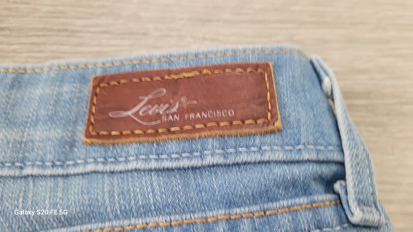 Levi's Light Wash Denim Jeans - photo 3