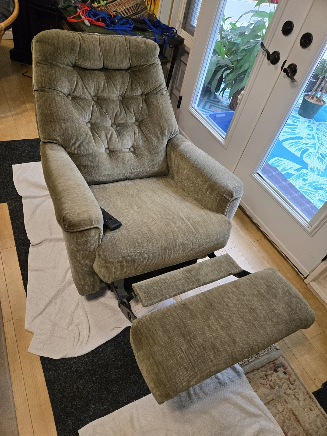 Power Lift Recliner Chair