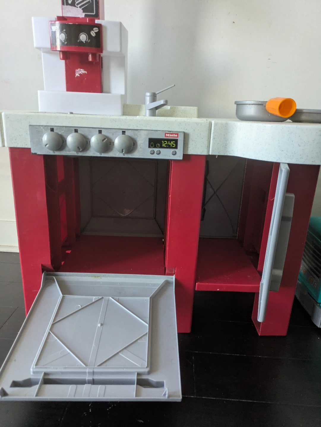 Miele Kids Toy Kitchen and Play Food Truck - photo 4