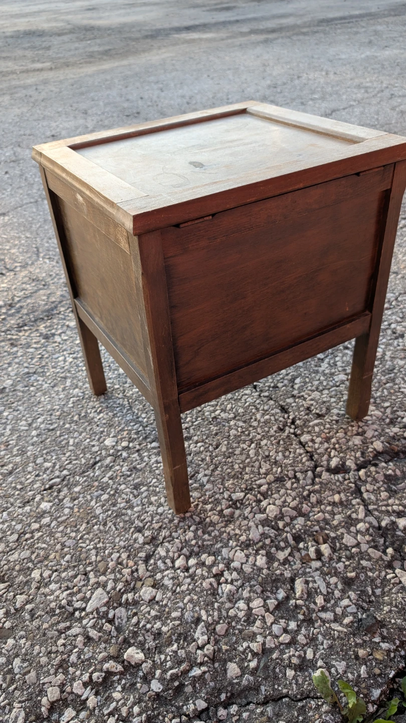 Vintage Wooden Commode Chair - photo 5