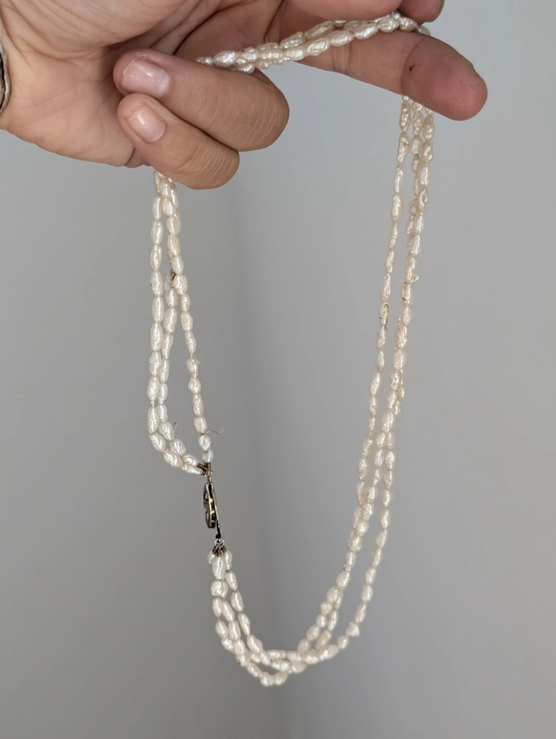 Three-strand freshwater pearl necklace with silver clasp - photo 5