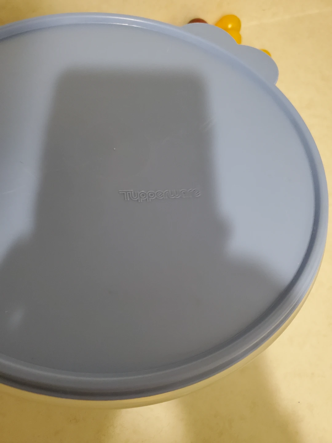 Tupperware Mixing Bowl with Blue Lid - photo 2