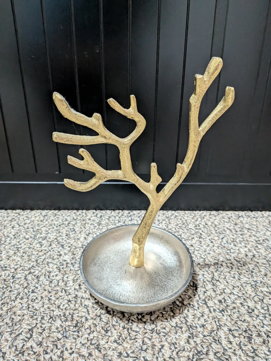 Metal Jewelry Holder - photo 2