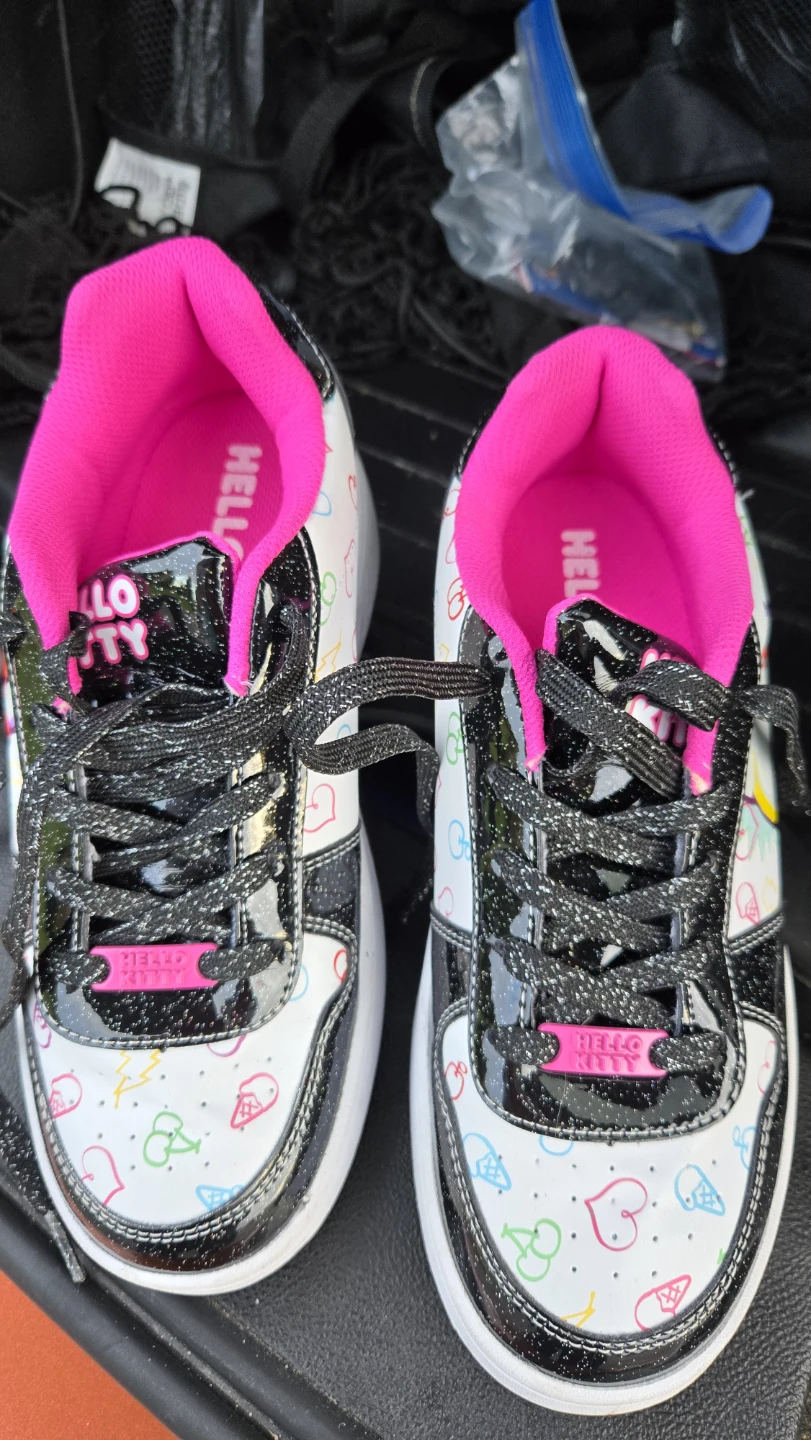 Heelys Hello Kitty Roller Shoes