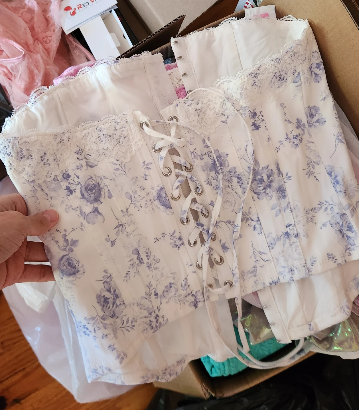 S White Roseprint Corset-Top