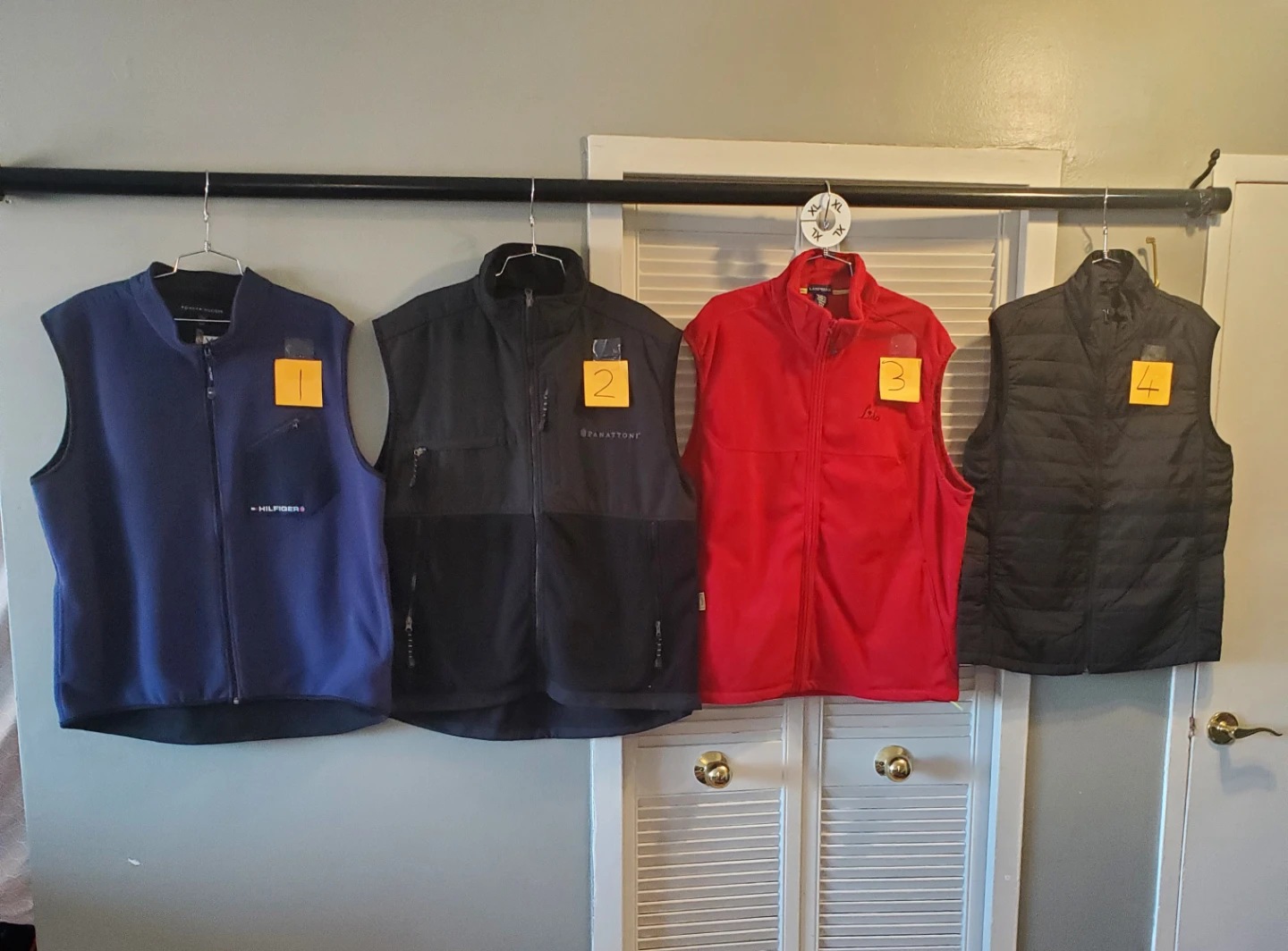 MEN'S/ Boys Puffer & Lightweight Vests Size S- XXL - photo 2