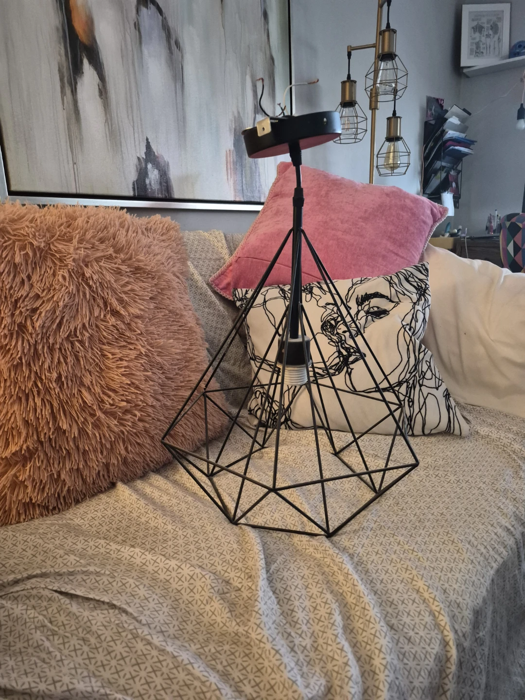 Geometric Black Wire Pendant Light