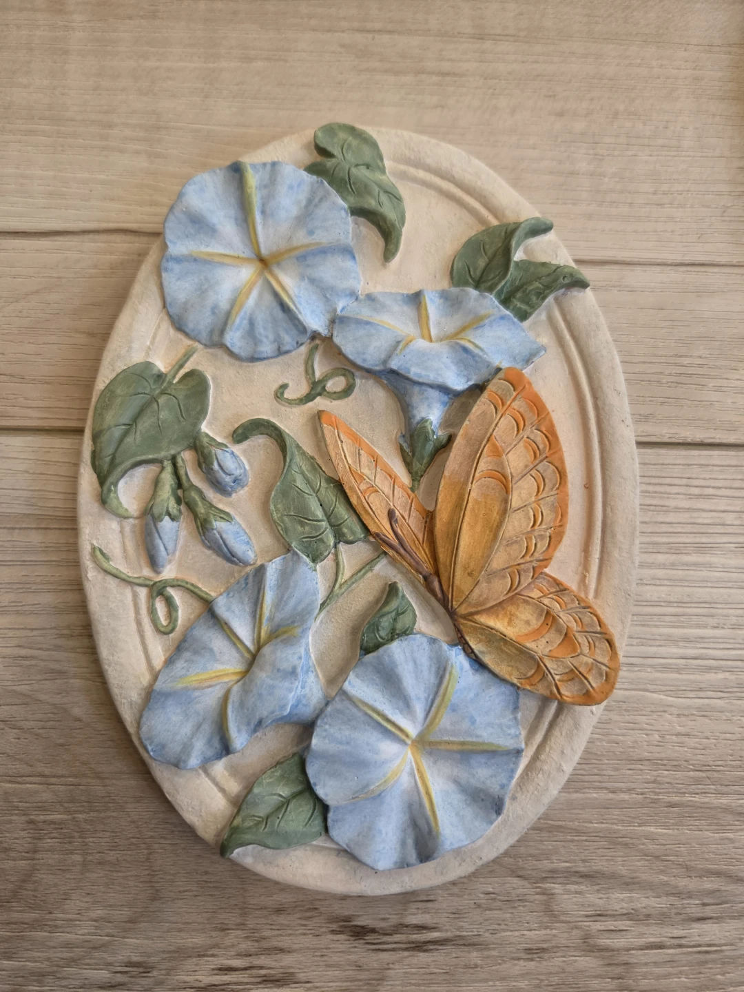 Set of 3 Oval Floral Butterfly Wall Plaques - photo 2