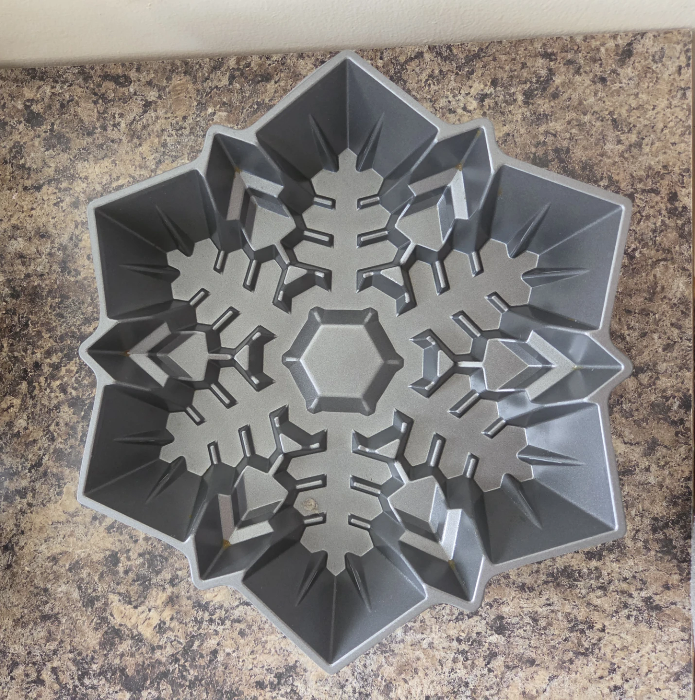 Set of 3 Holiday Baking Pans - photo 2
