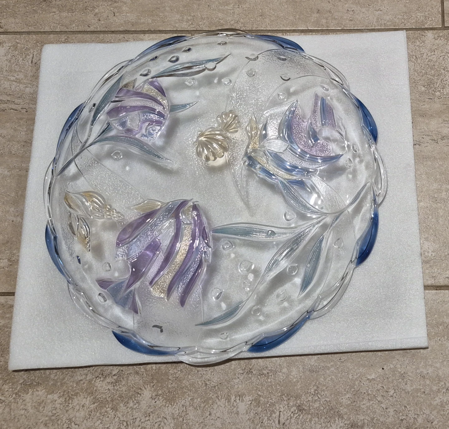 Decorative Glass Serving Plate with Fish Motif (Skokie) - photo 2