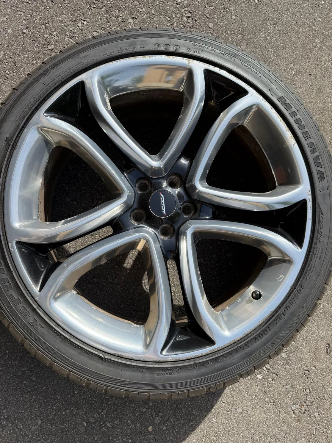Ford Explorer 2017 - 22" Rims with Tires - photo 2