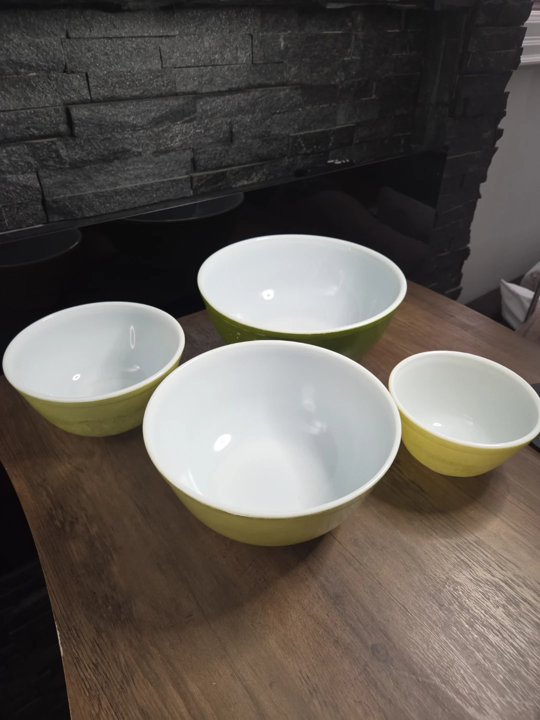 Vintage Pyrex Mixing Bowl Set - photo 2