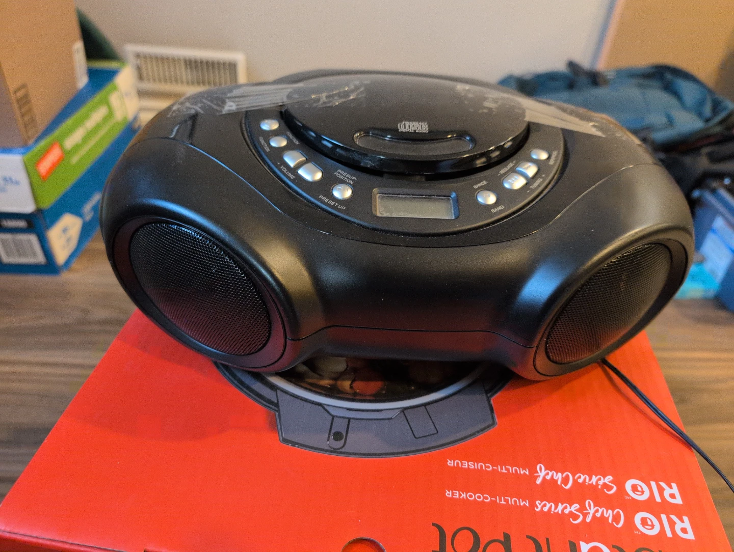 Black Portable CD Player with Radio
