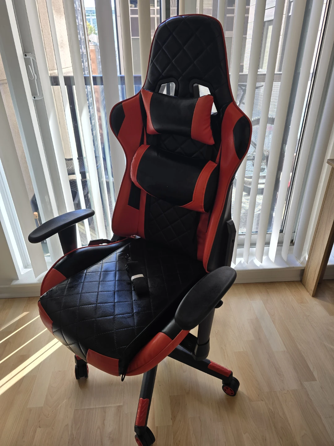 Black and red ergonomic gaming chair - photo 3