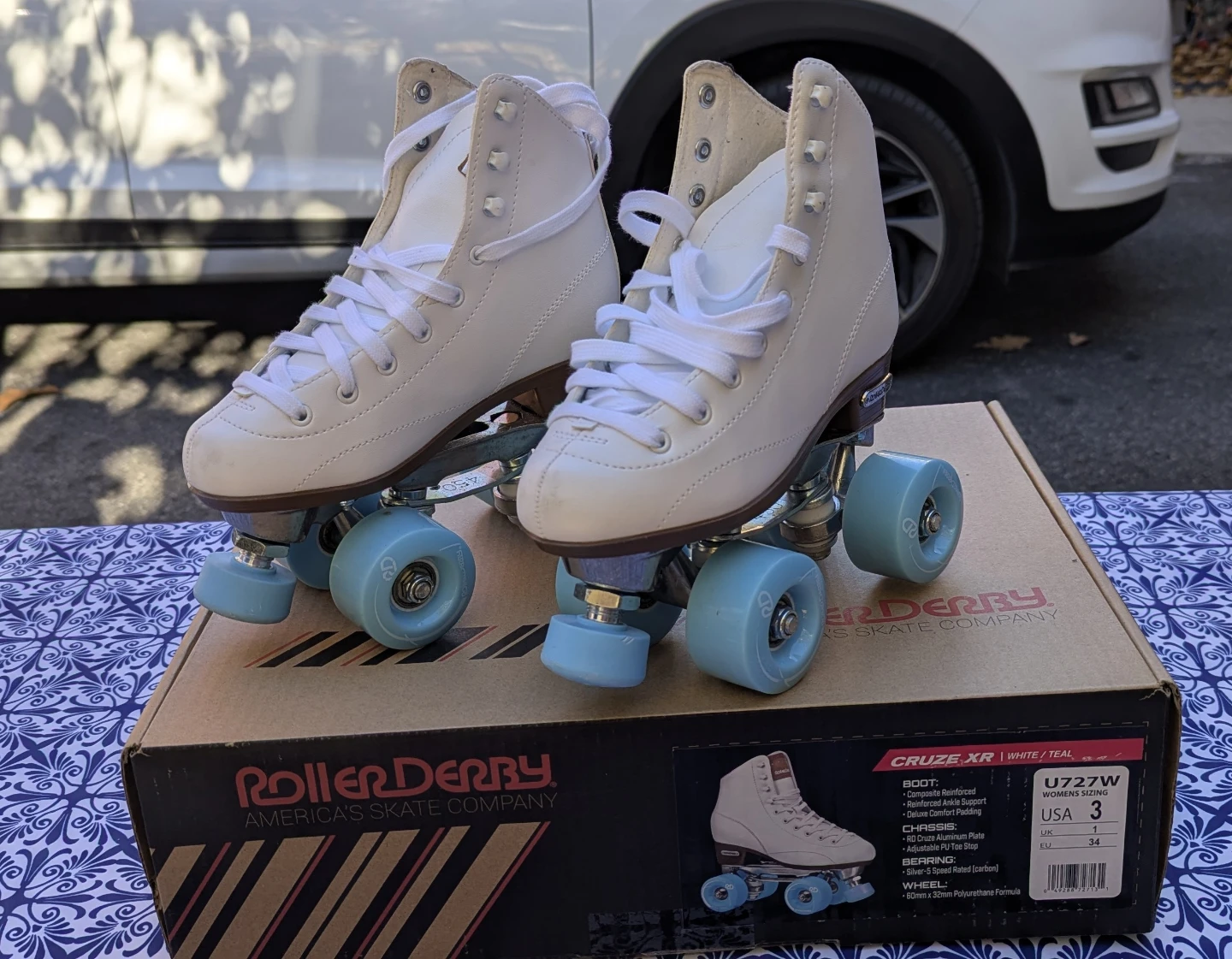 Roller Derby Cruze XR Roller Skates White Teal Size 3