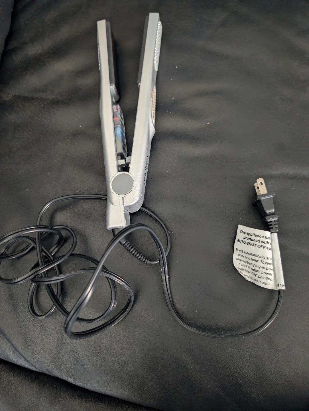 Solutions by Vidal Sassoon Hair Straightener - photo 2