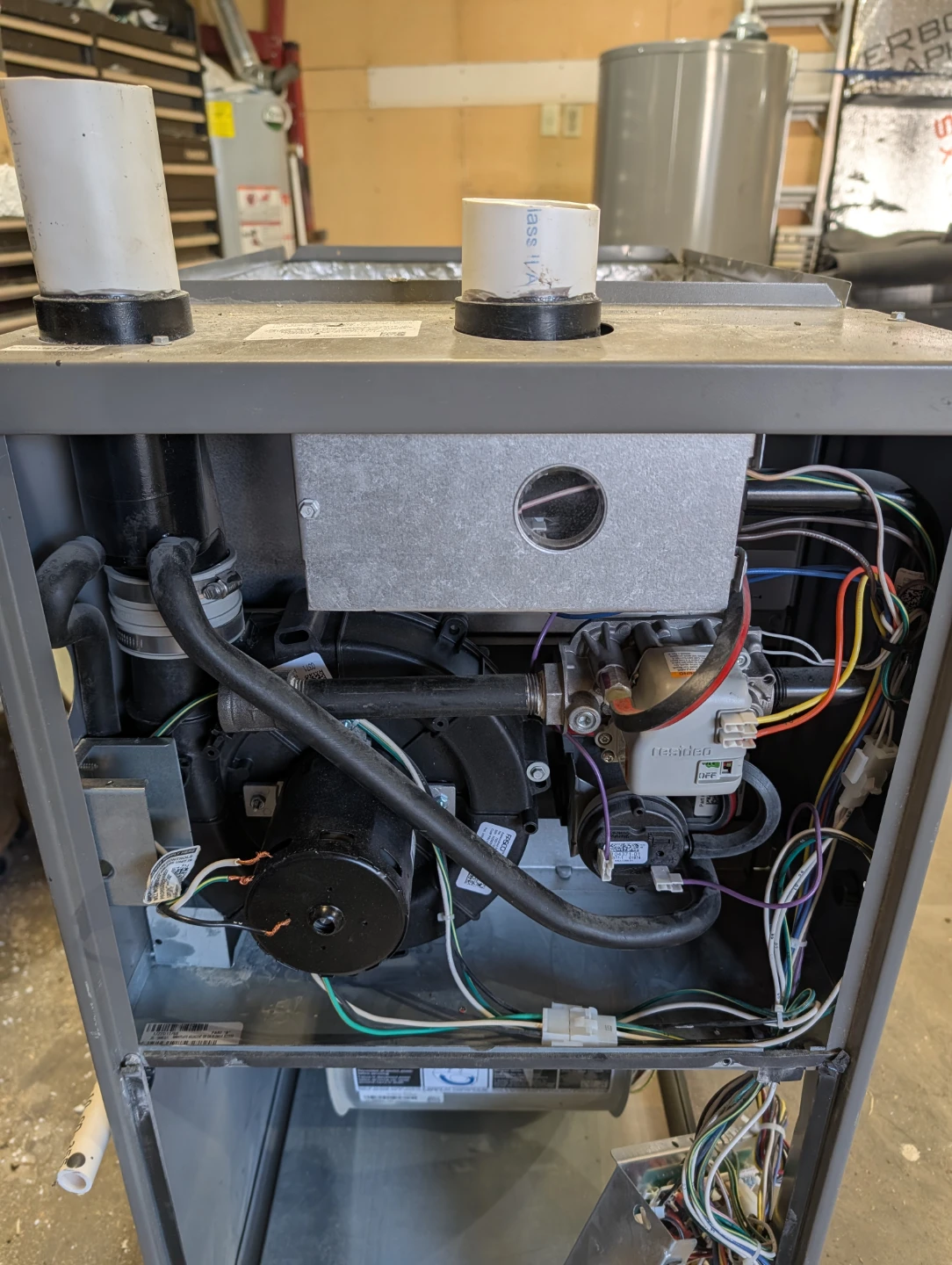 Lennox ML196UH045XE36B Gas Furnace - photo 3