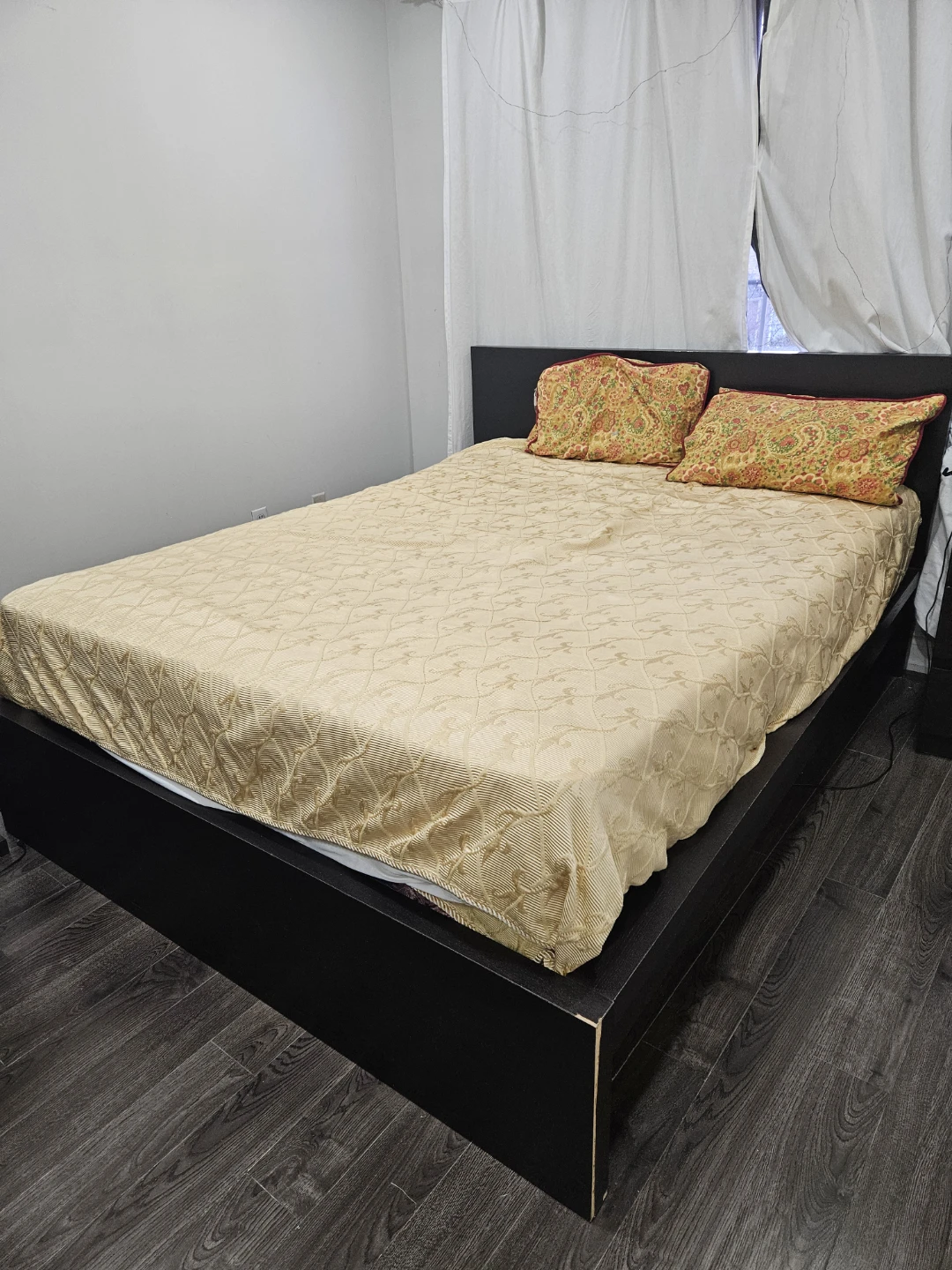 IKEA MALM Queen Size Bed with mattress - photo 2