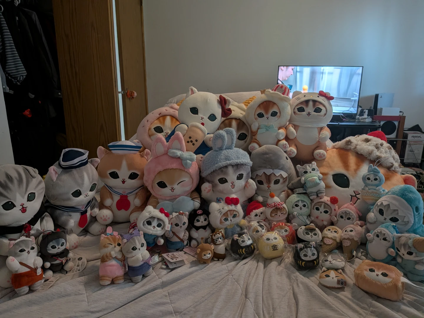 Mofusand Cat Plushie Collection - photo 3