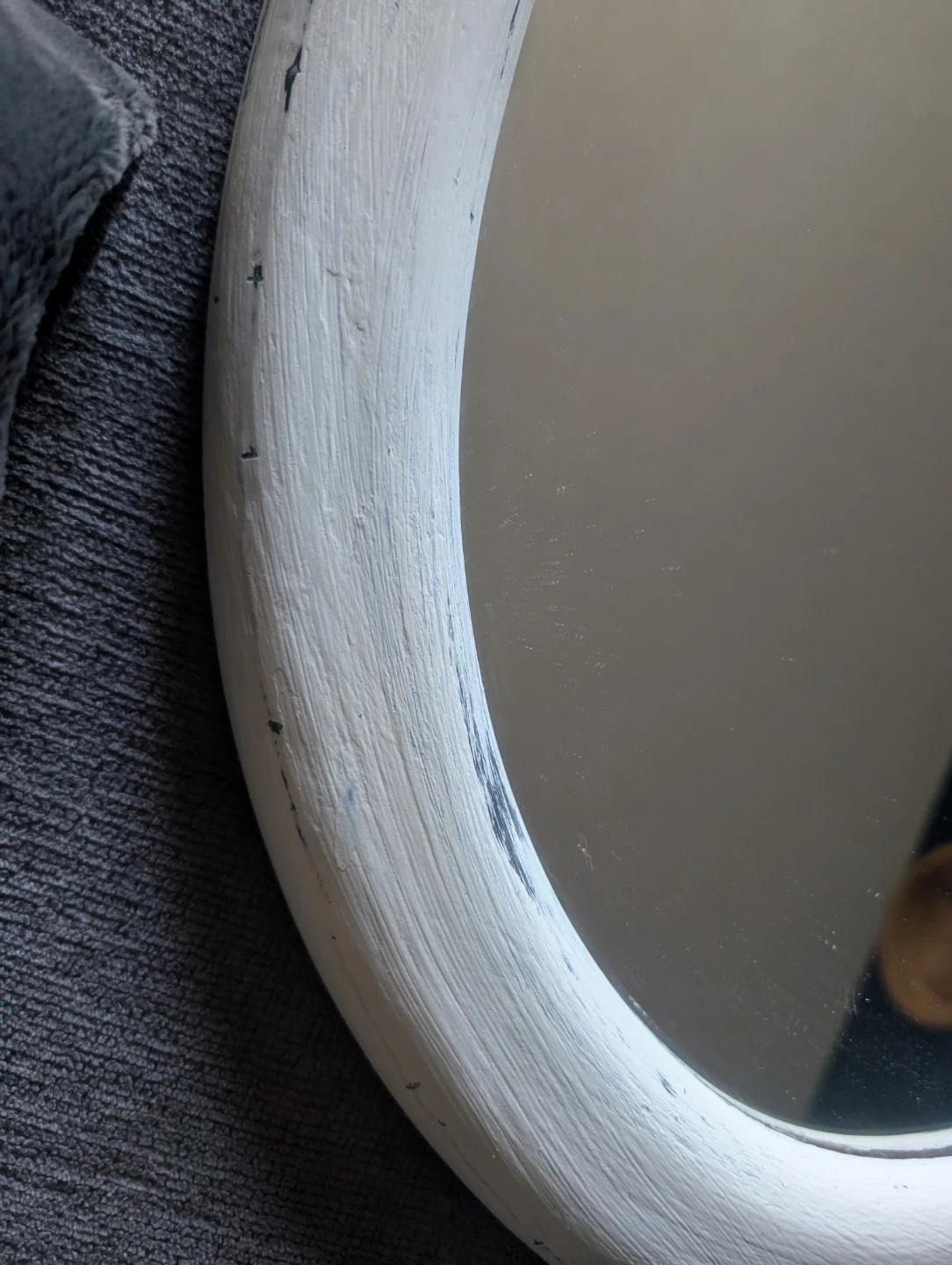 Oval Wall Mirror with White Distressed Frame - photo 2