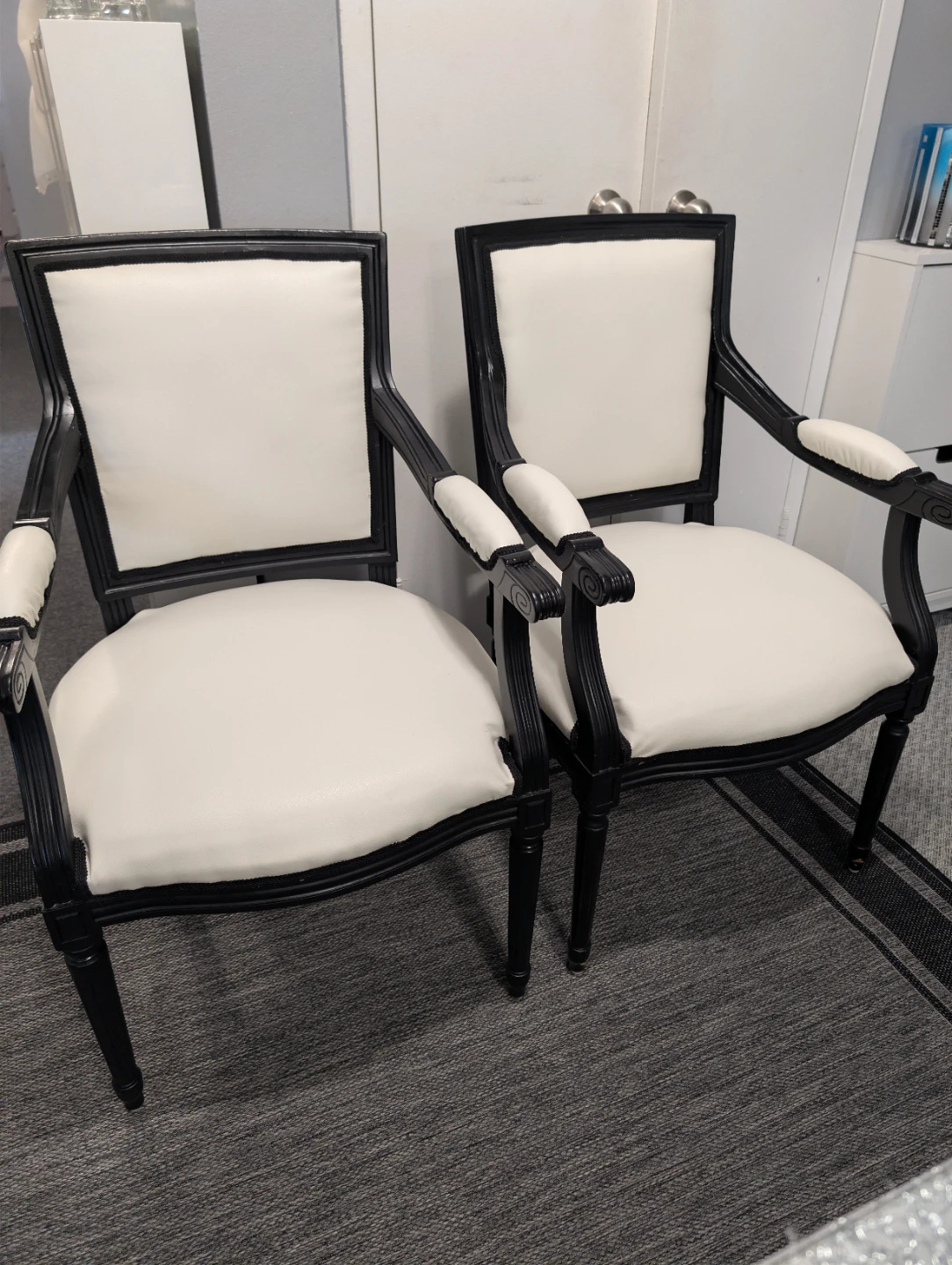 Two black and white accent chairs - photo 2