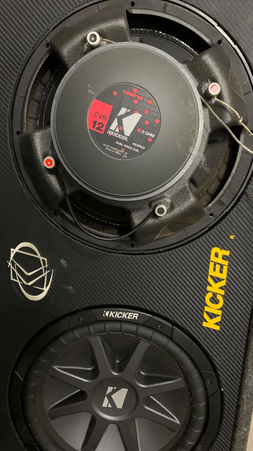 12" KICKER SUB/BOX - photo 2