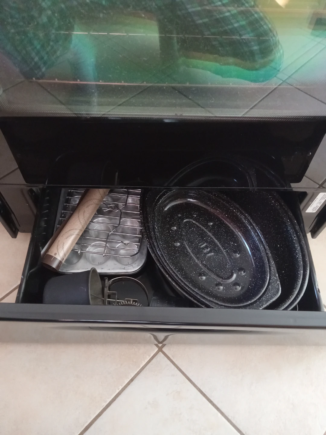 Maytag Precision Touch Control Electric Range Oven Stove - photo 4