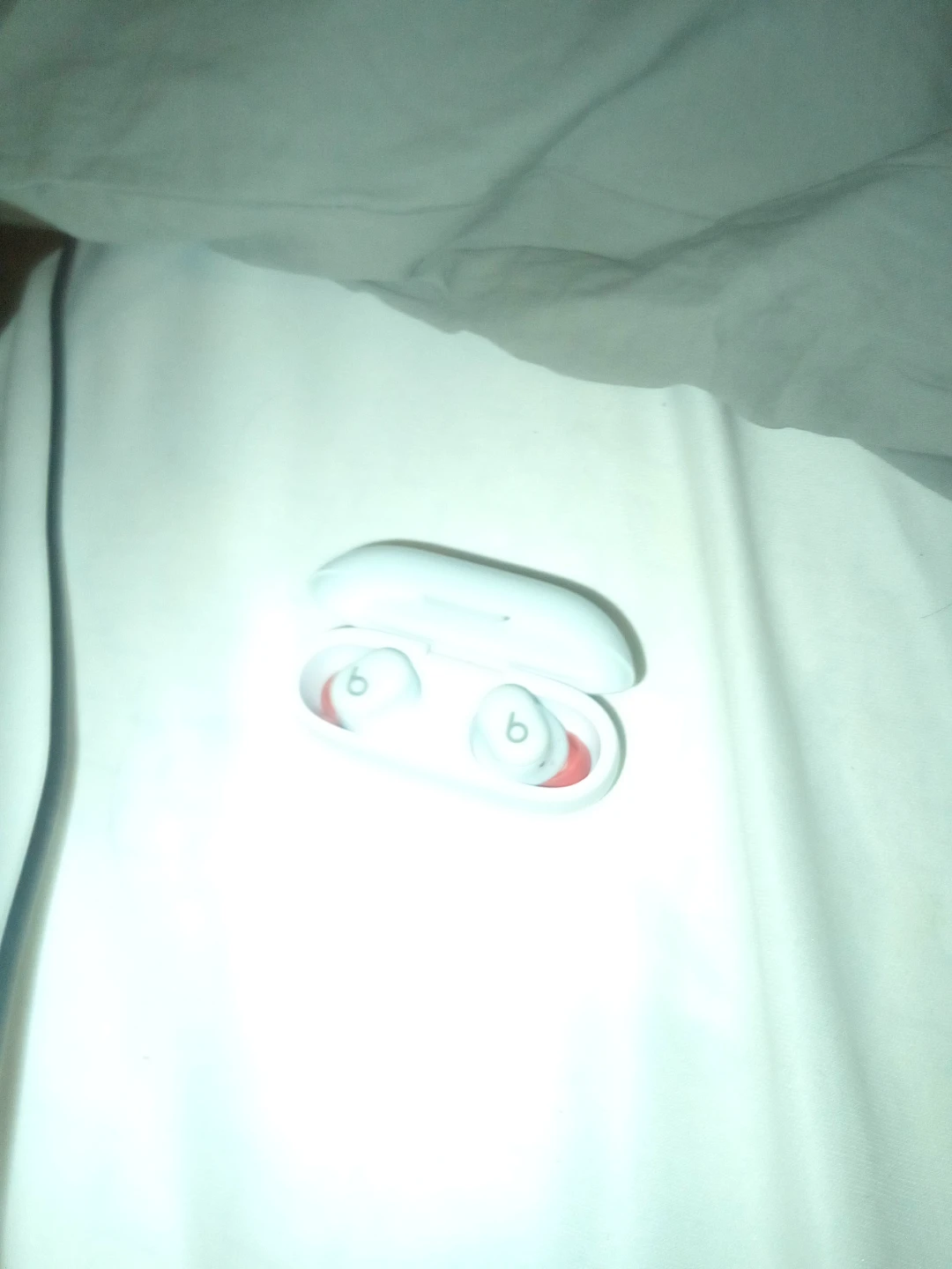 Beats Studio Buds - photo 2