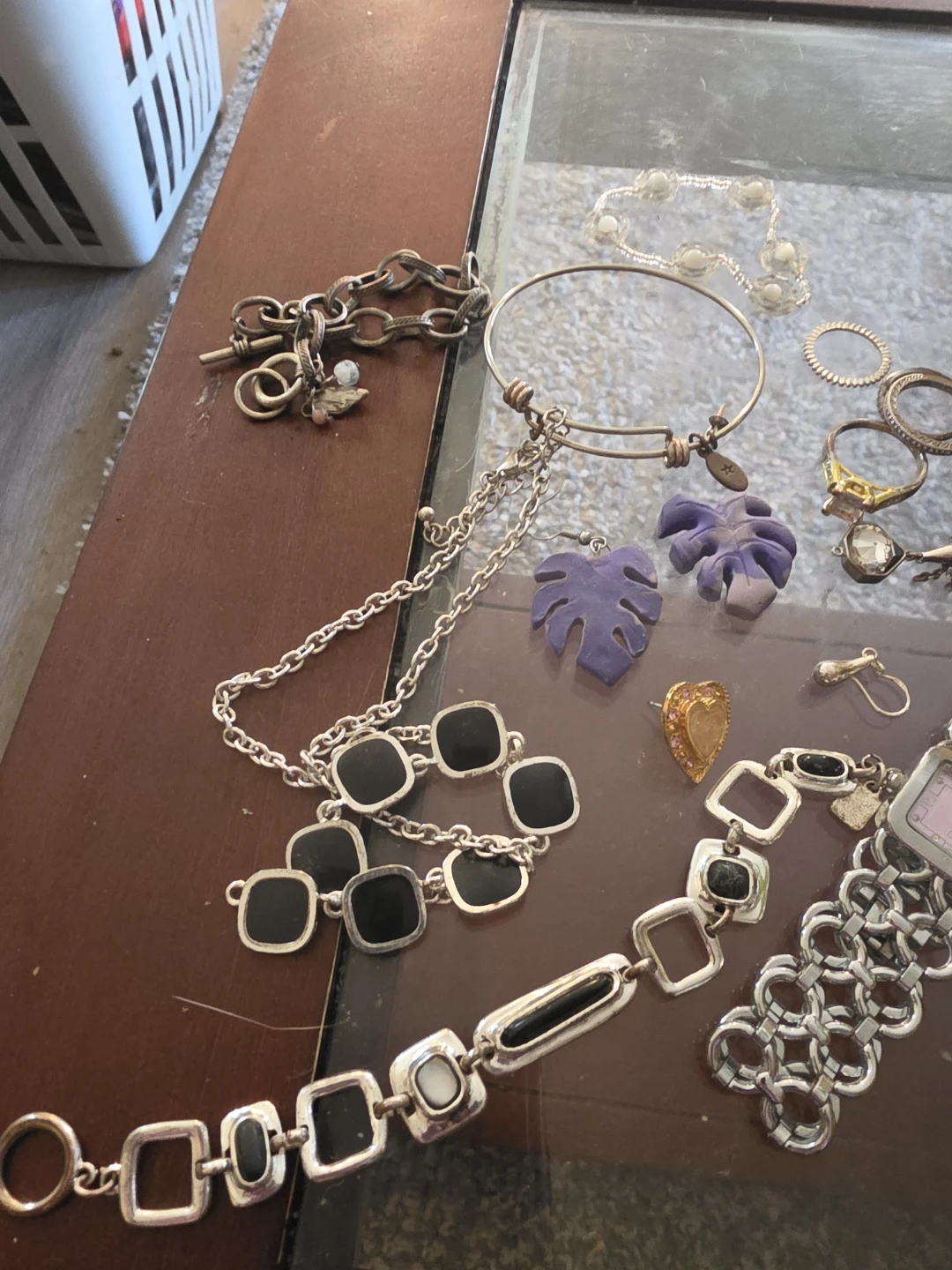 Assorted Fashion Jewelry Collection - photo 3