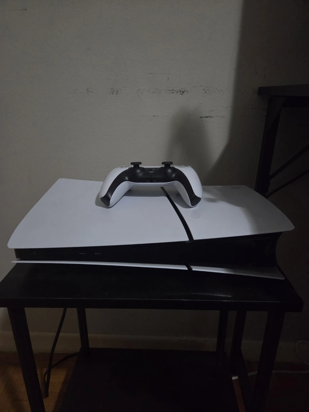 Ps5 slim digital,  original box (mint condition) with controller - photo 3