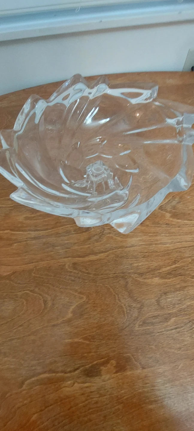 Clear Glass Pedestal Bowl - photo 3