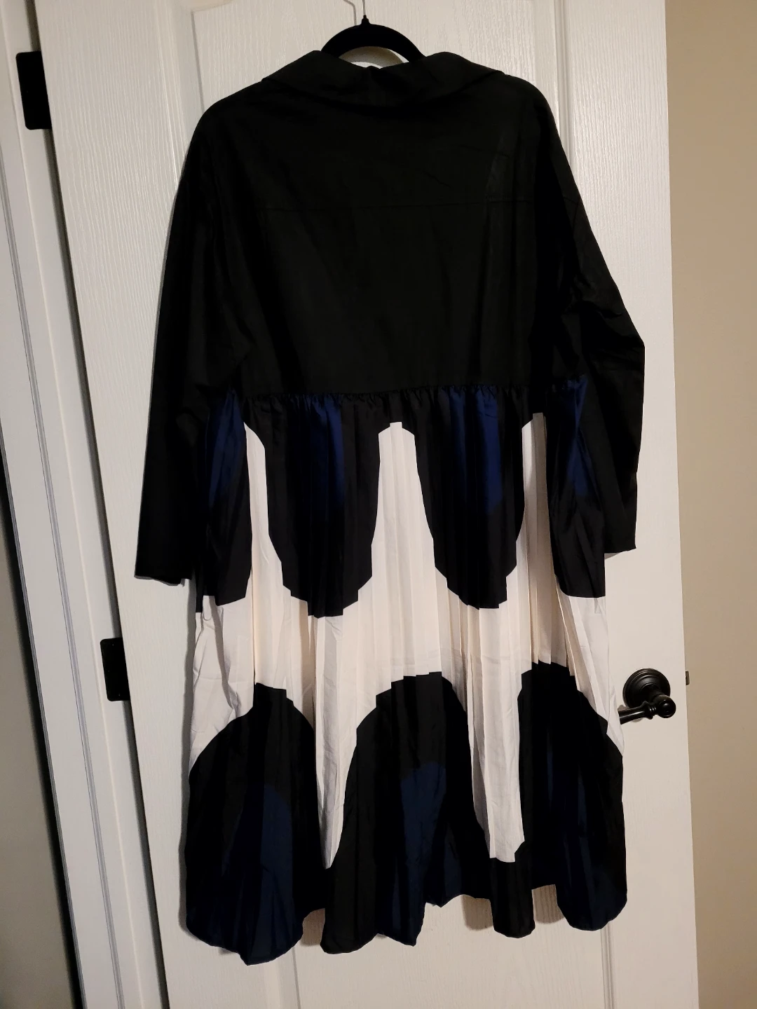 Pink Karat Black Patterned Pleated Dress