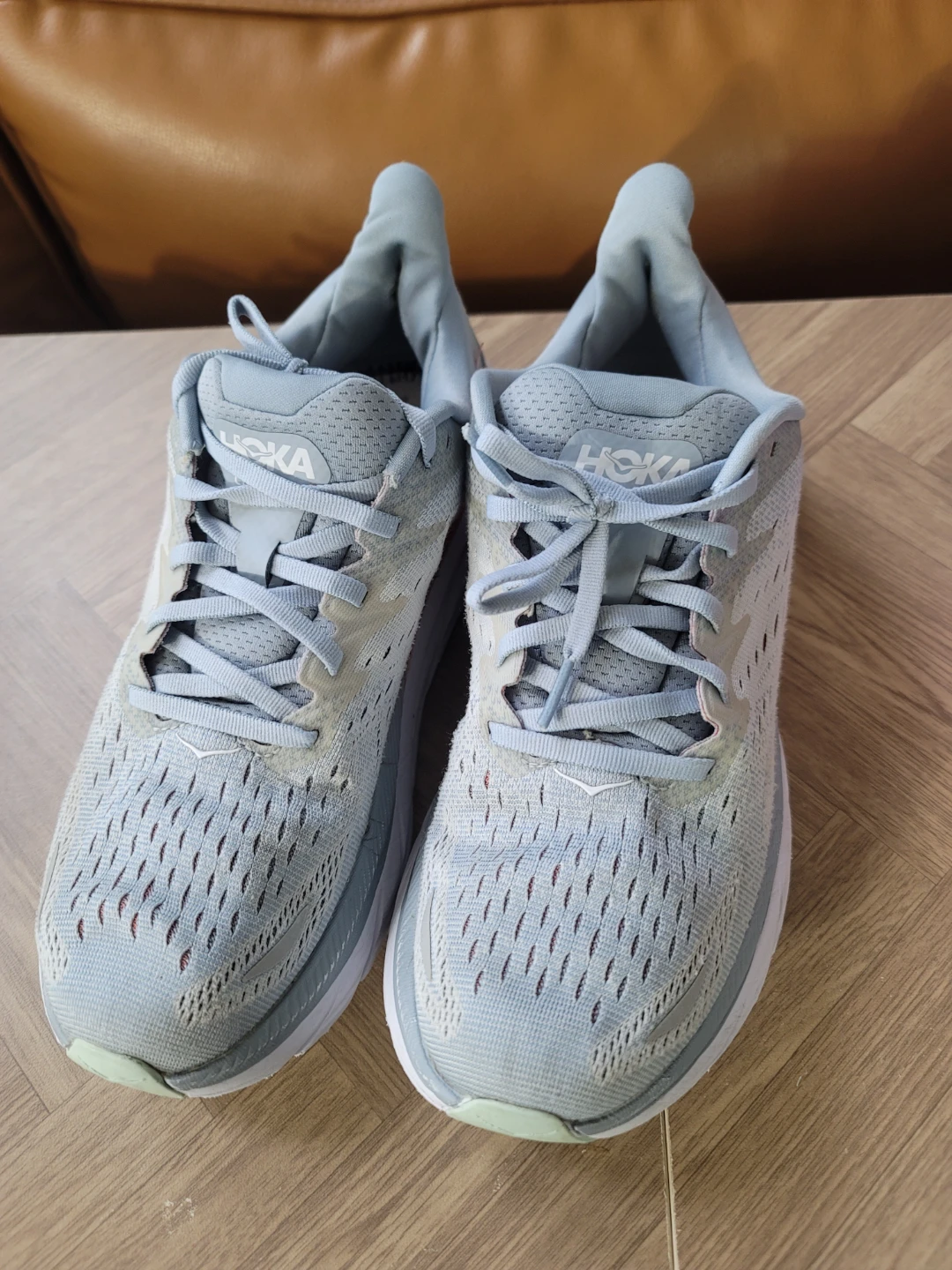 Hoka shoes size 9.5B