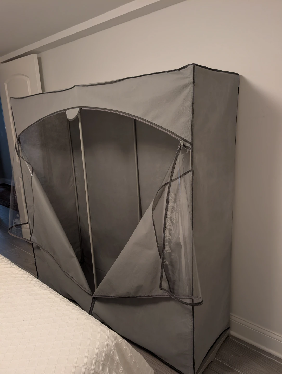 Closet/Armoire plastic with cover - photo 3