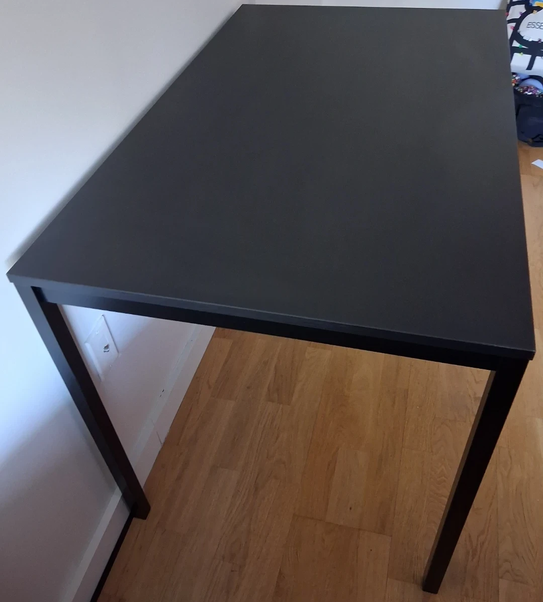 SANDSBERG Table - photo 5