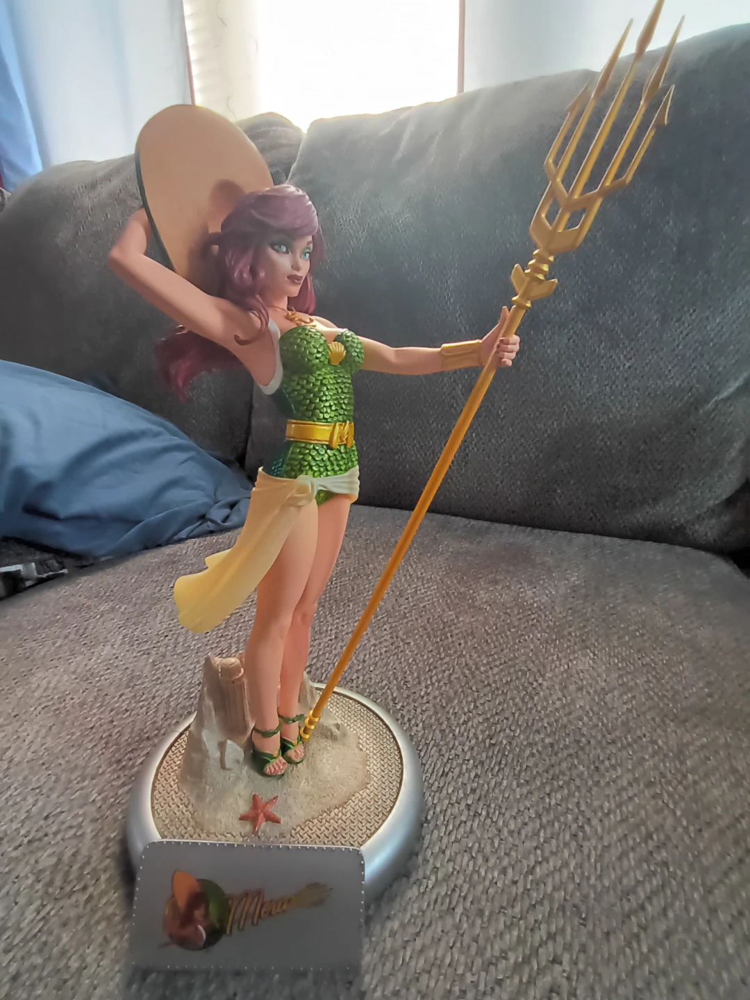 DC comics bombshell: Mera(Damaged) - photo 3