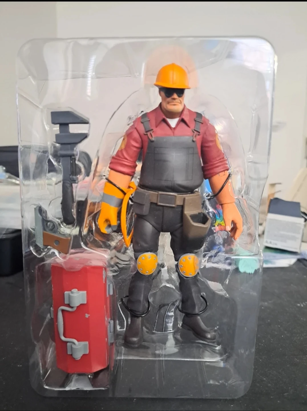Team Fortress 2 Red Team NECA figures - photo 3