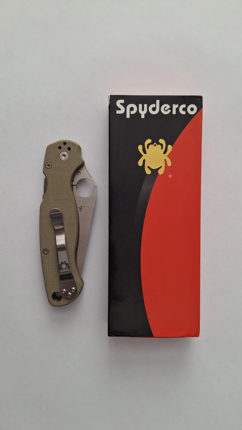 Spyderco CPM S30V Pocket  Knife