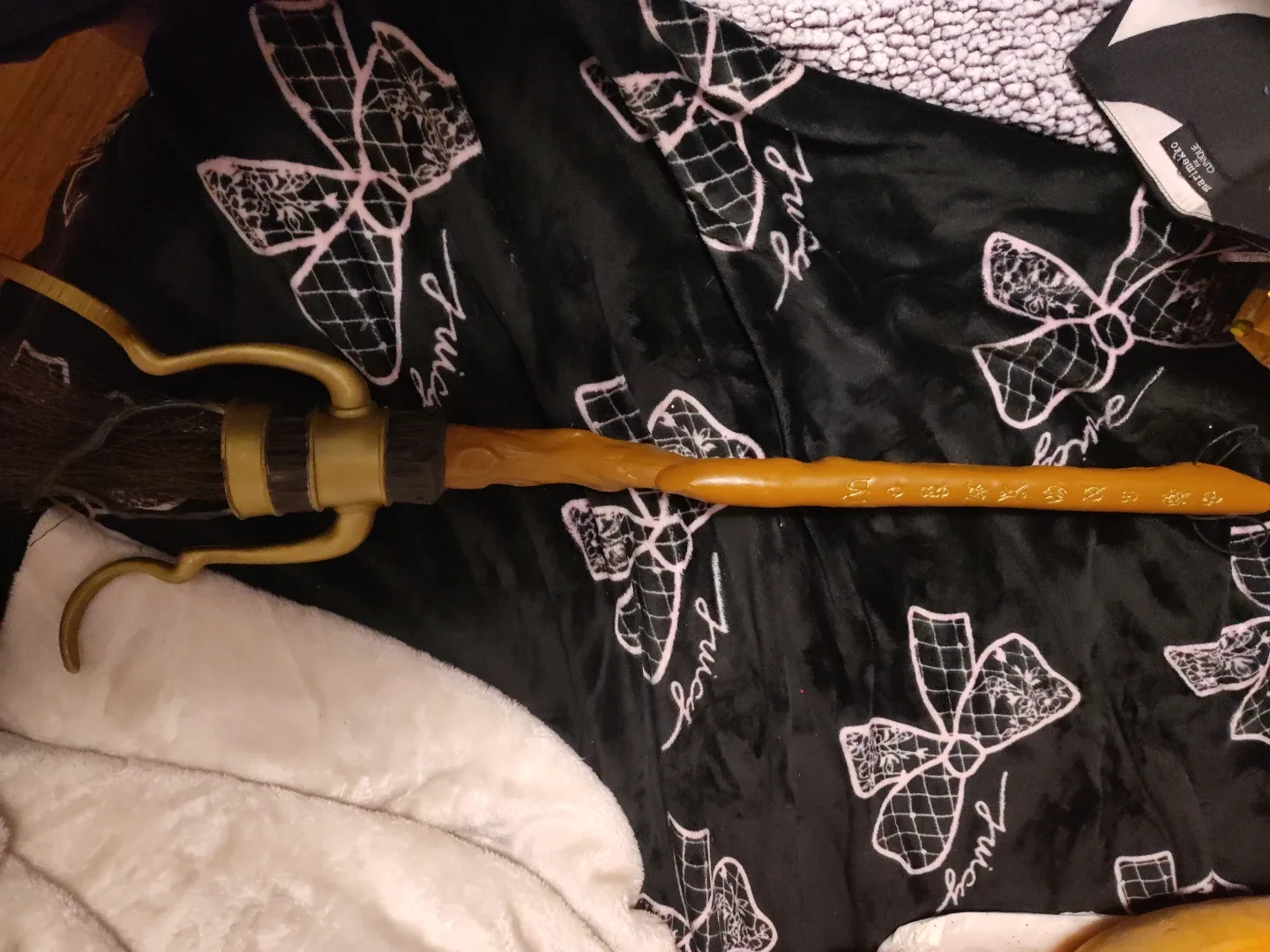 Harry Potter Nimbus 2000 Broomstick Replica