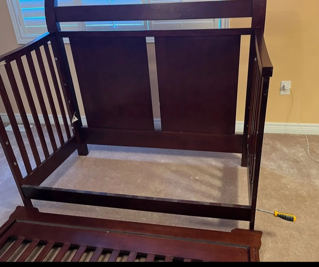 Dark Wood Baby Crib and organic cotton mattress - photo 2