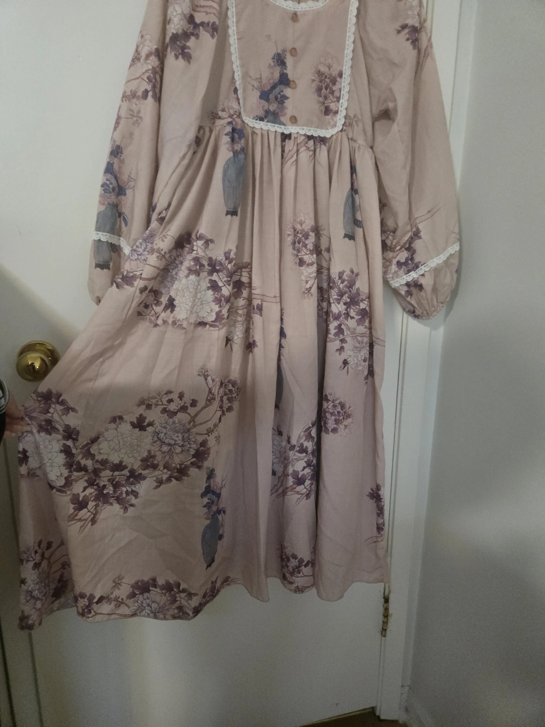 Vintage-style Floral Print Long Sleeve Dress - photo 3