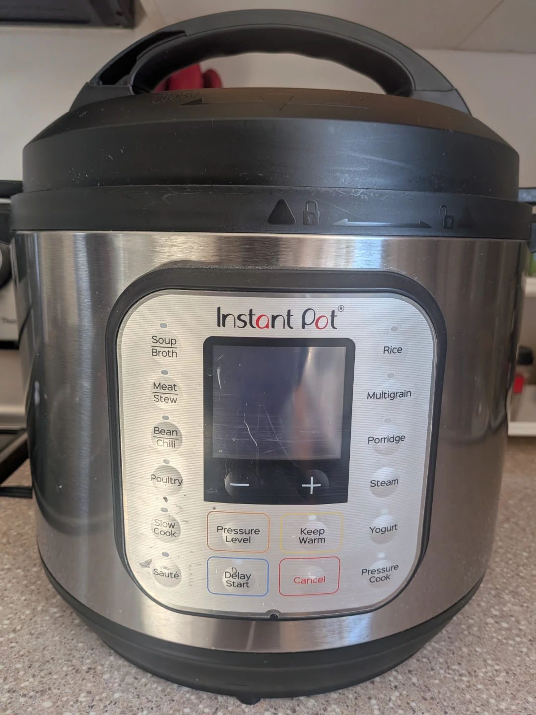 Instant Pot 8-Quart Multi-Cooker – Like New!