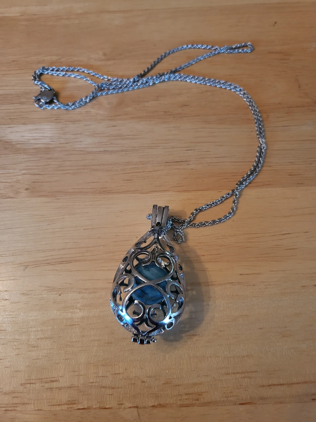 Silver-Tone Teardrop Pendant Necklace
