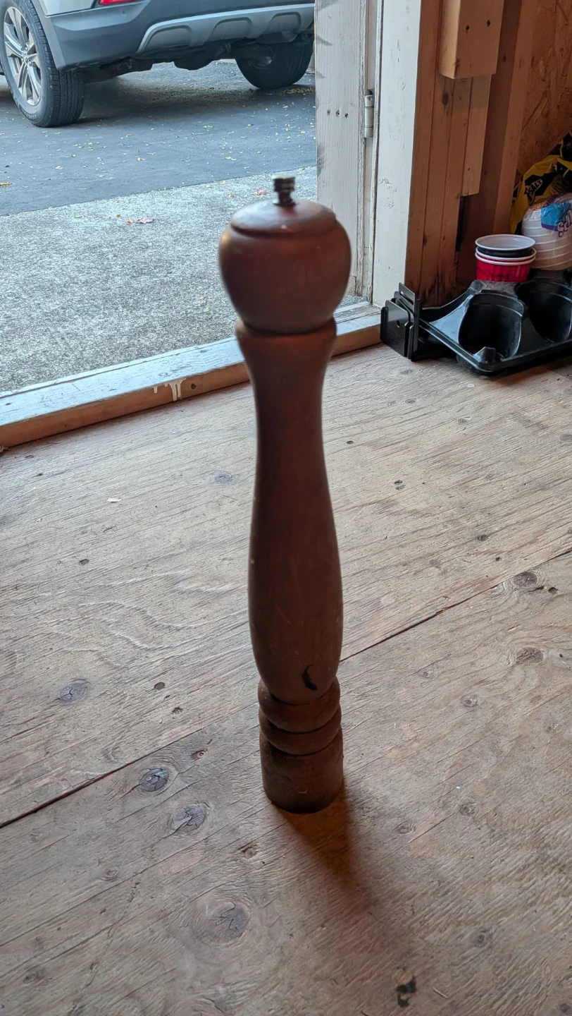 Freecycle# Large Wooden Pepper Mill