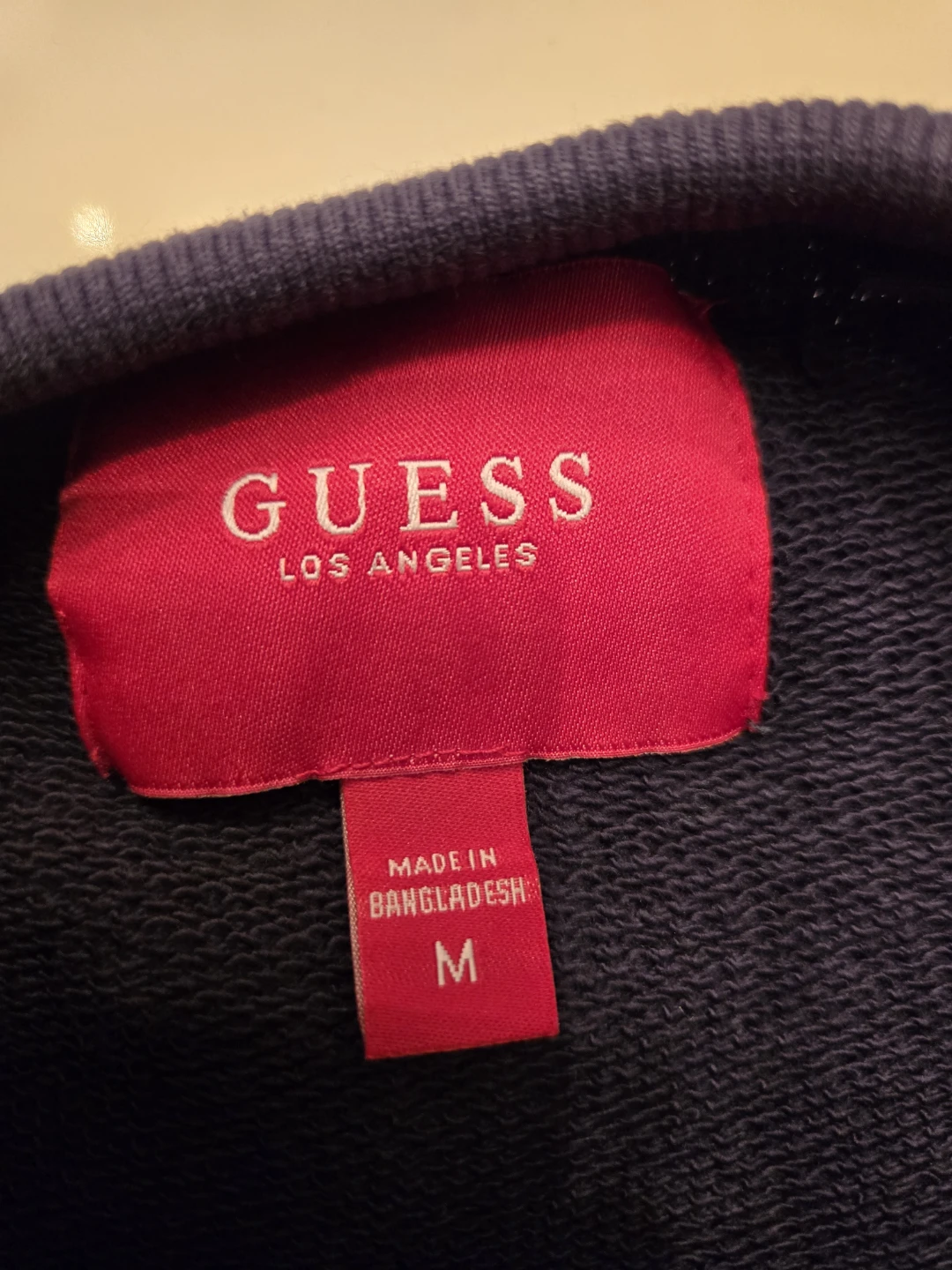 2 Men's Guess Sweaters - photo 5