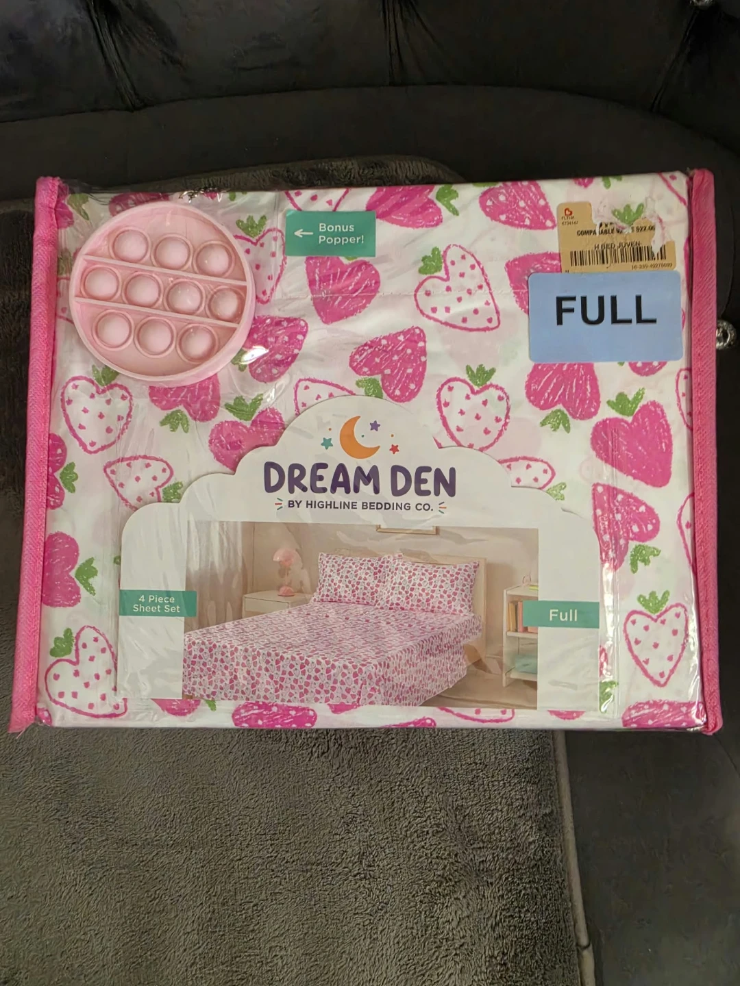 Dream Den Full Sheet Set - Strawberry Pattern